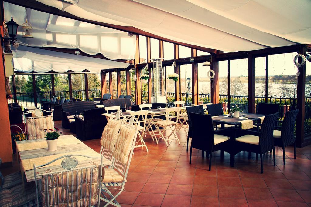 Hotel Mazurski Dworek Mikolajki  Exterior photo