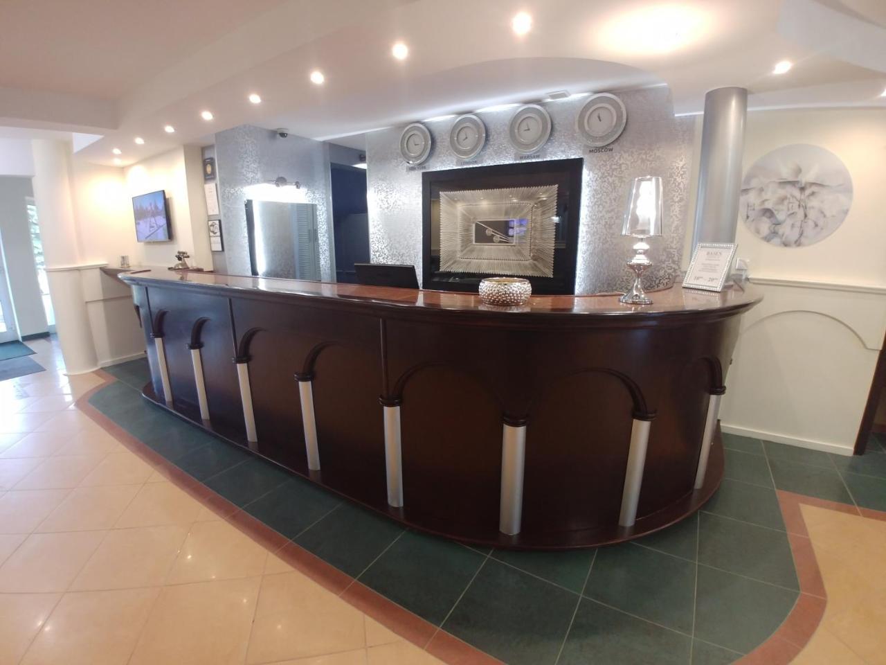 Hotel Mazurski Dworek Mikolajki  Exterior photo